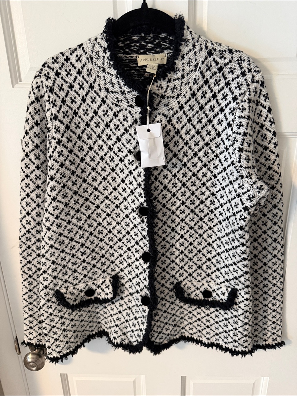 NWOT Appleseed's Black & White Knit Cardigan Jacket Cotton/Wool Old Money Small
